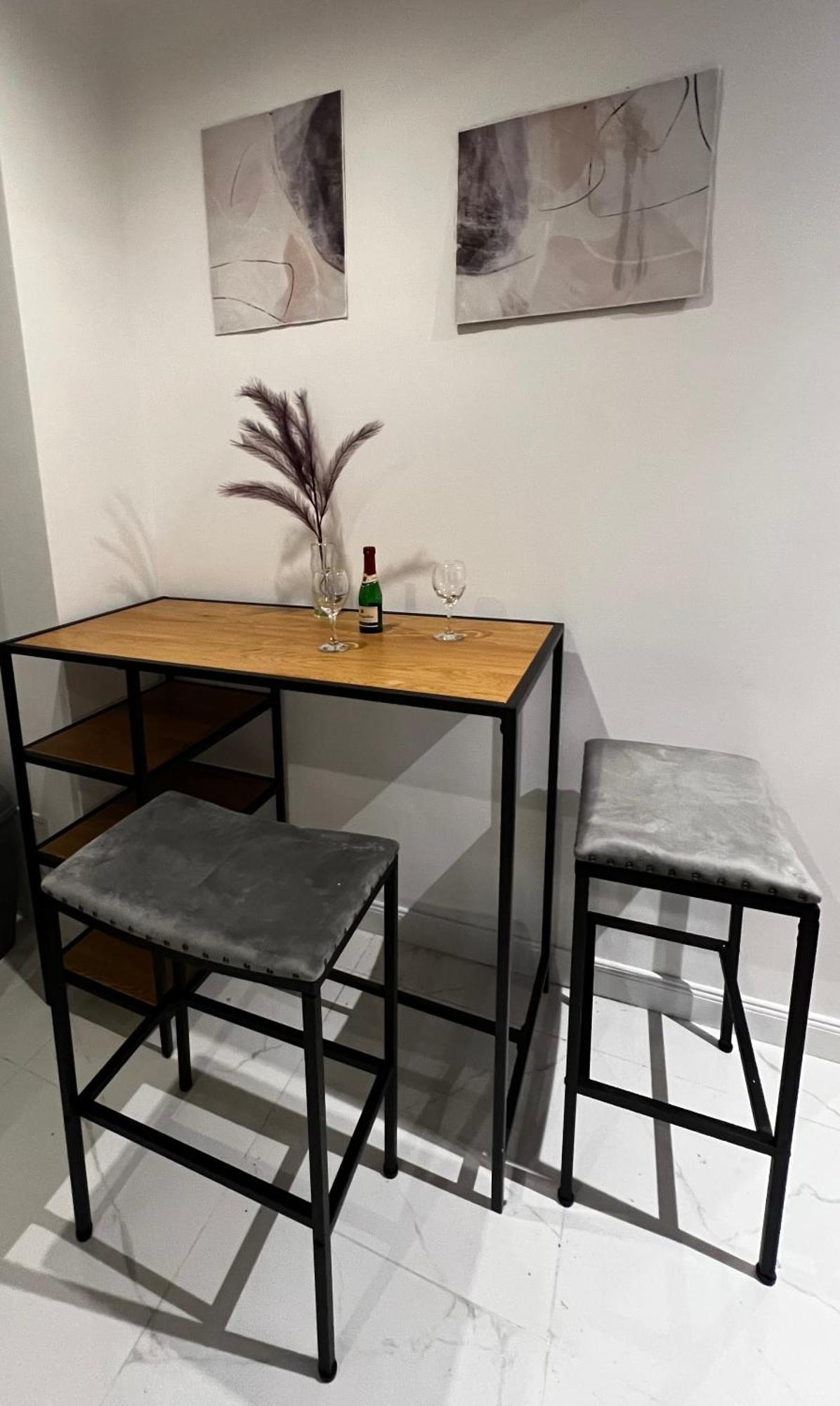 105 Quadratmeter Apartment, Parkplatz, Kinderfreundlich, 6 Personen, Wifi, Vollausgestattete Kueche, Crimmitschau المظهر الخارجي الصورة